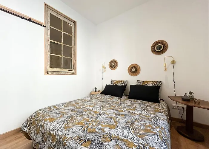 Un Cocon De Style Renove Et Climatise Proche Gare Bordeaux